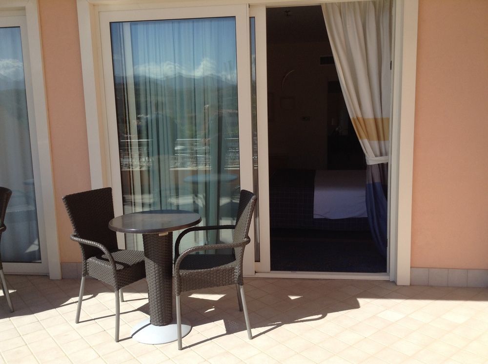 Hotel Hilton Portorosa Sicily Furnari Zewnętrze zdjęcie
